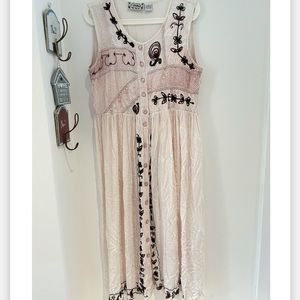 Vintage cottage core embroidered maxi sleeveless dress size Xl